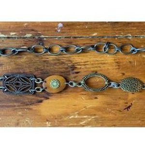 NWOT Chico’s Metal Chain Belt